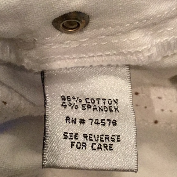 Cache Contour Collection Off White Jeans - Picture 8 of 8